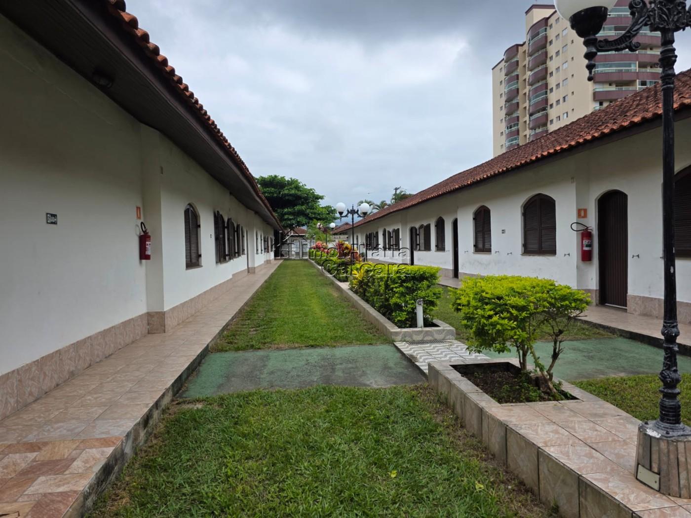 Casa em Condom�nio