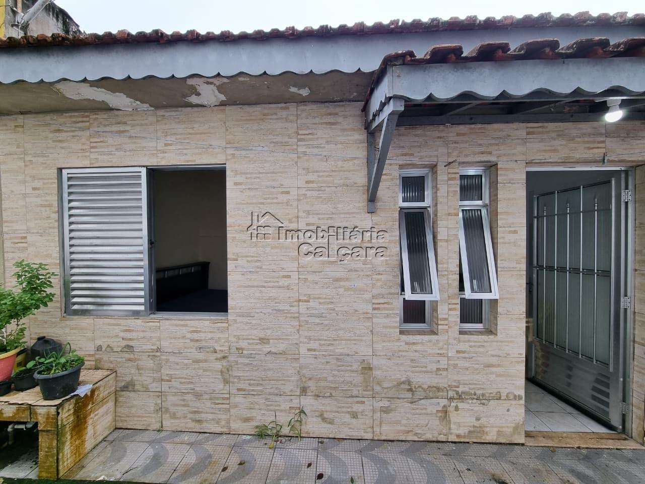 Casa em Condom�nio