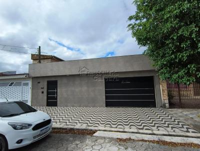 Casa para Venda, em Praia Grande, bairro Maracanã, 2 dormitórios, 2 banheiros, 4 vagas