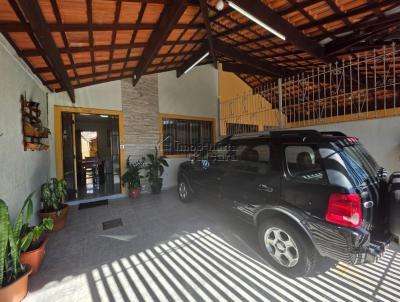 Casa para Venda, em Praia Grande, bairro Jardim Imperador, 2 dormitórios, 2 banheiros, 1 suíte, 2 vagas