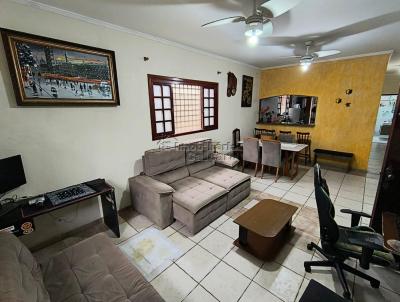 Casa para Venda, em Praia Grande, bairro Maracanã, 3 dormitórios, 2 banheiros, 4 vagas
